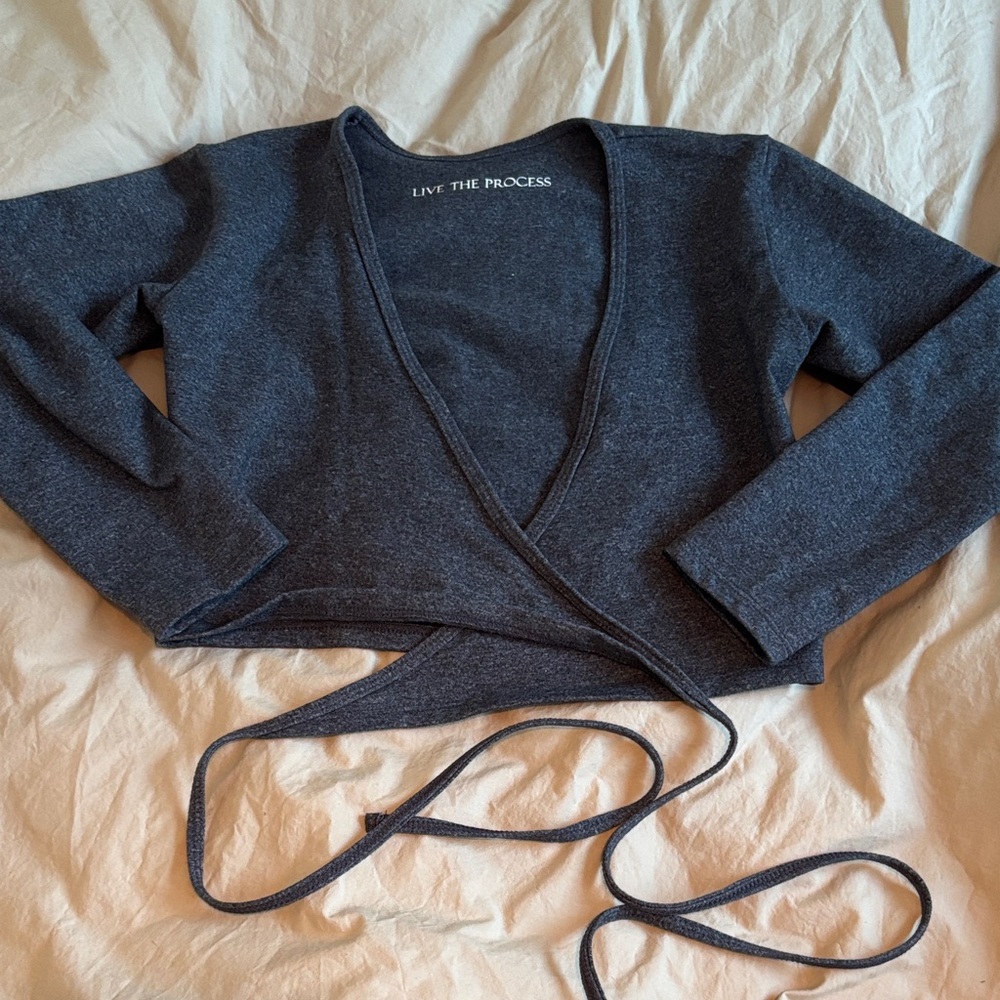 Live The Process Charcoal Wrap Top